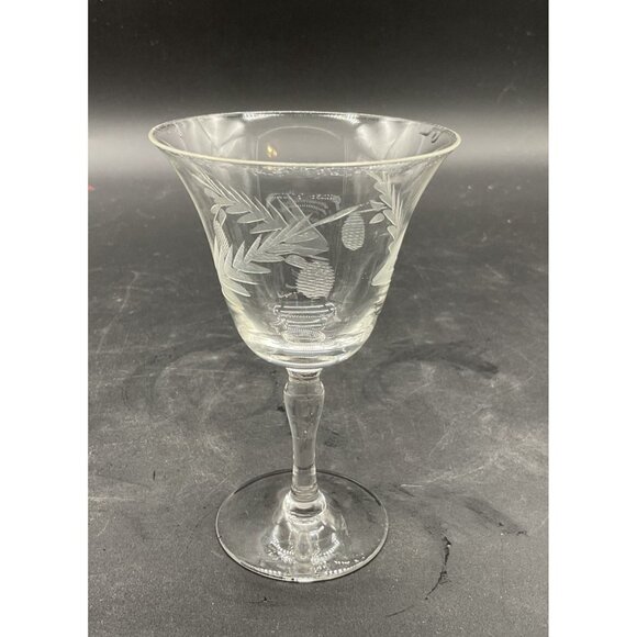 Set Of 5 Vintage Etched Crystal Cocktail Liquor Glasses 4.5"H x 3"D - Picture 6 of 7